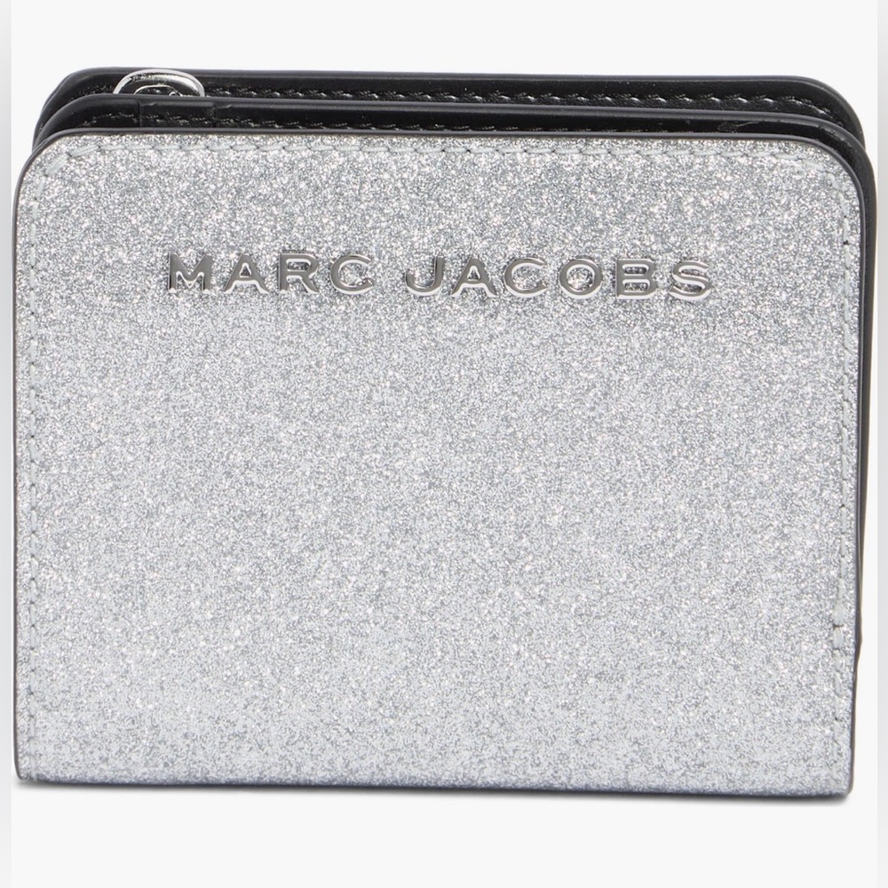 Marc Jacobs Mini Glitter Compact Wallet (Silver)